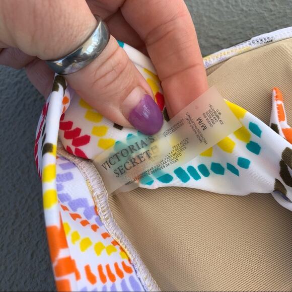 Victoria’s Secret bikini halter abstract floral MEDIUM - Picture 5 of 5